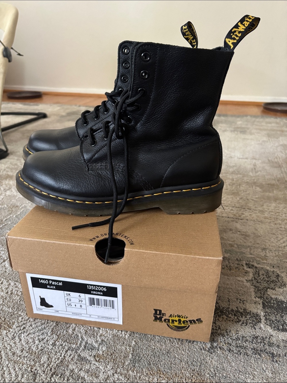 Dr. Martens 1460 Pascal